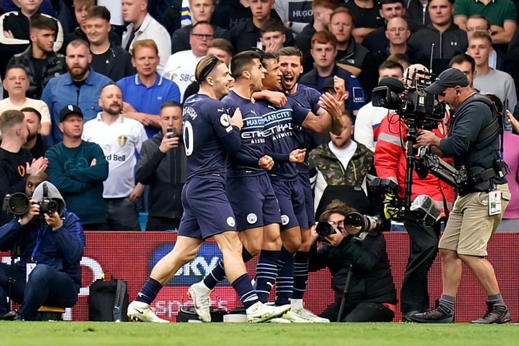 打入一球，拉菲尼亚当选巴萨vs马竞全场最佳球员（拉菲尼亚破门当选巴萨战马竞全场最佳）