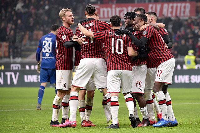 西汉姆联2-1逆转埃弗顿，帕奎塔传射，菲尔克鲁格破门（帕奎塔传射建功、菲尔克鲁格破门，西汉姆联2-1逆转埃弗顿）