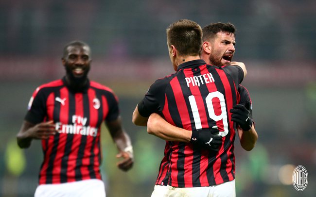 火箭哈登末节爆发连得15分（哈登末节连拿15分引领火箭反扑）