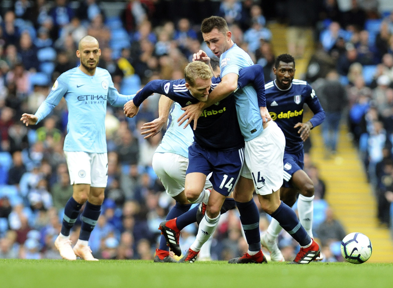 共和报：米兰正加速推进签回蒂亚戈-席尔瓦的交易（共和报：米兰加速运作蒂亚戈-席尔瓦回归事宜）