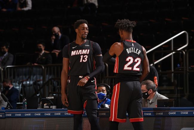 张外龙：向余望是中国足球未来的重要资源，我曾帮他重建信心（张外龙：向余望是国足未来的关键力量，我曾助他重拾信心）